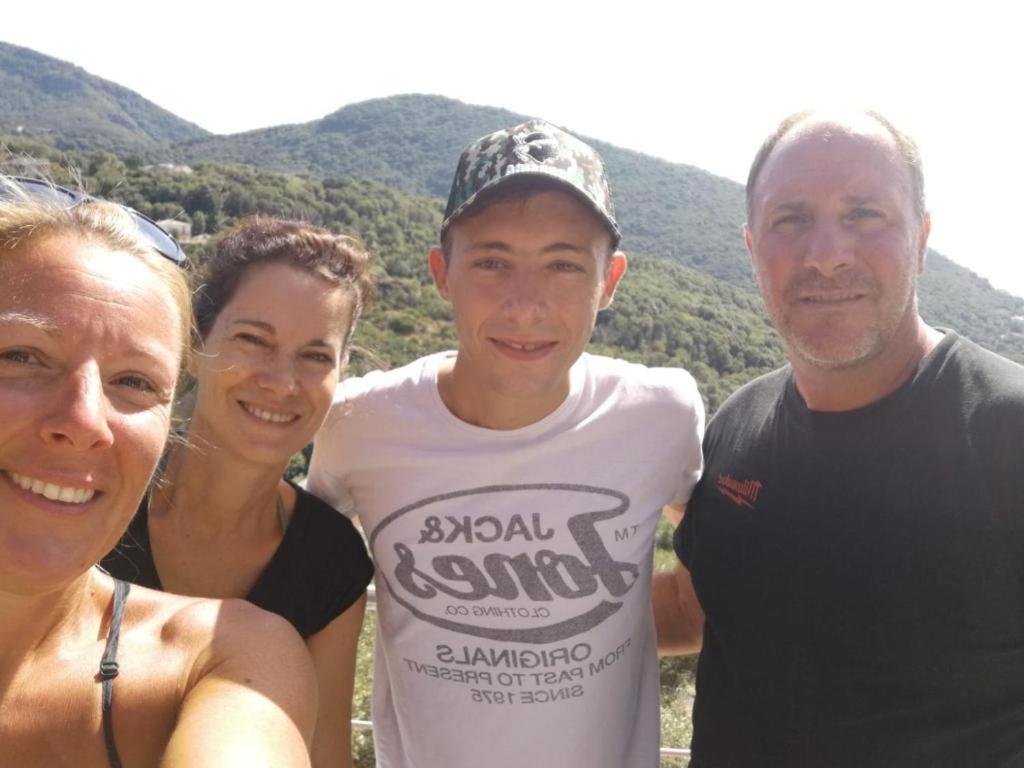 Cap Corse Uribellinu 2 Formule Petit Dejeuner Santa-Maria-di-Lota Εξωτερικό φωτογραφία
